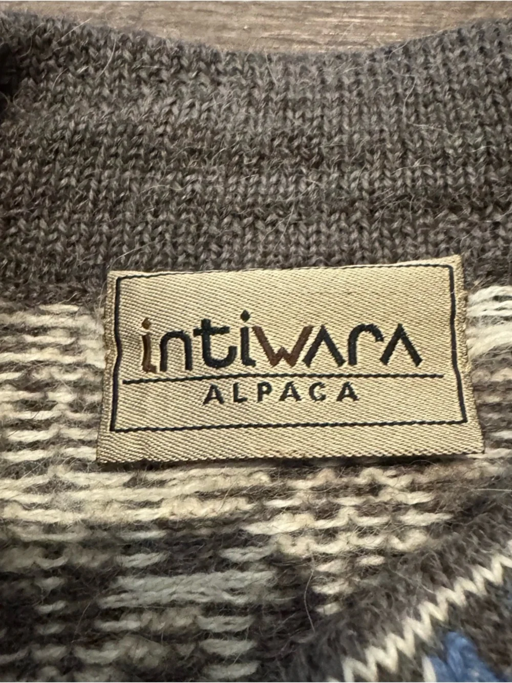Intiwara Alpaca Cardigan Nordic Vintage Fair Isle Pattern - Picture 4 of 8